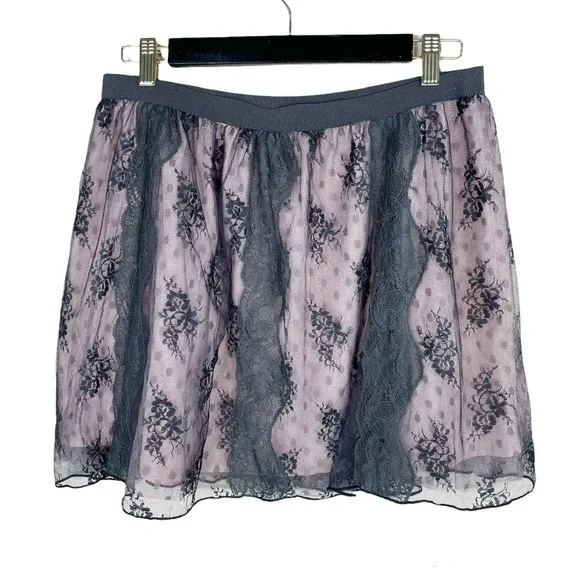 American Eagle Pink Black Lace Mini Skirt - Picture 2 of 6